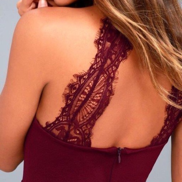 Plum Lace Bodycon Lulu’s Dress - New - Small - Picture 4 of 5